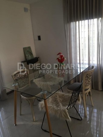 A estrenar Duplex de 3 ambientes, 2 baños, entrada de auto y patio Z/Colinas