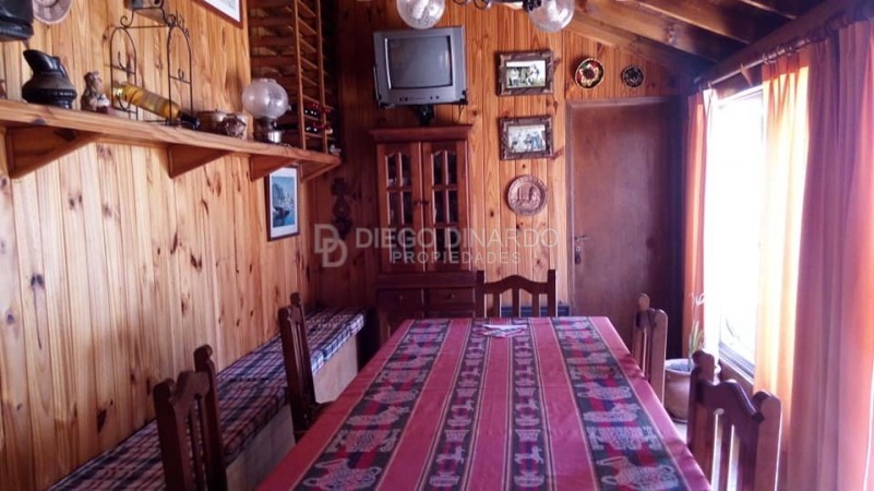  Impecable Chalet 6 amb, 3 bños, quincho, gge y amplio Patio.Z/S.Jose